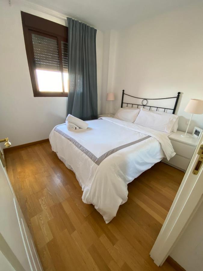 Apartment Madrid Barajas Екстериор снимка