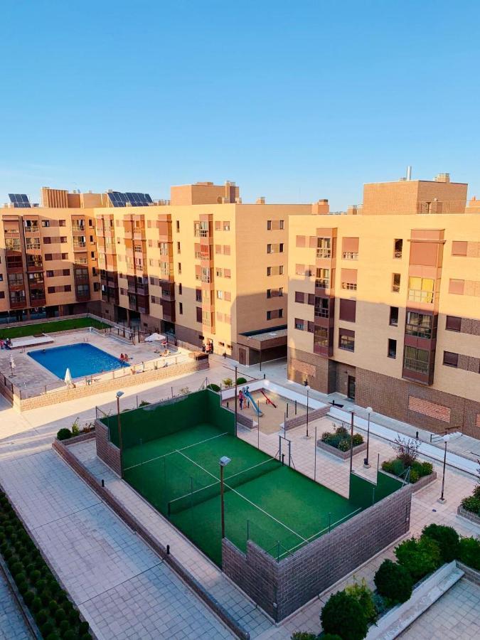 Apartment Madrid Barajas Екстериор снимка